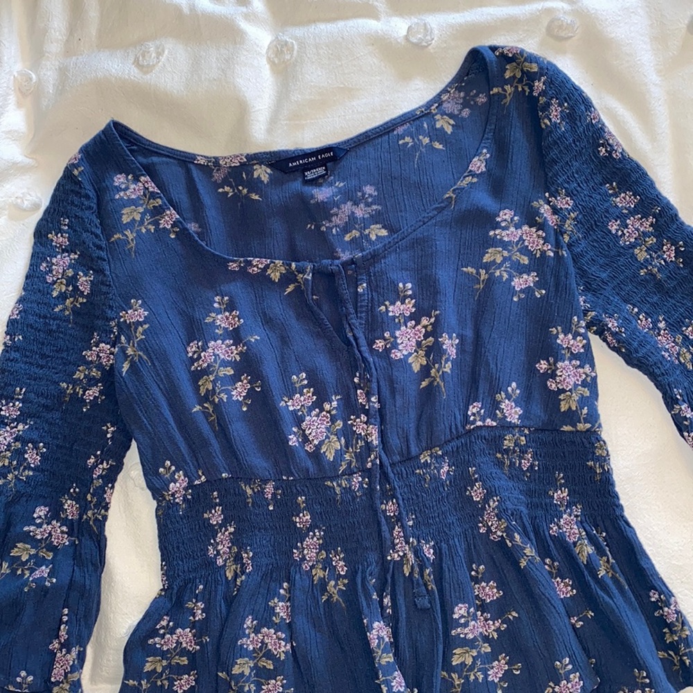 American Eagle floral blouse